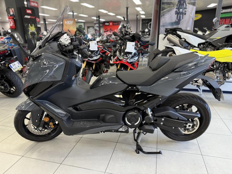 YAMAHA XP T-MAX 560 TECH MAX