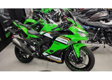 KAWASAKI ZXR-4