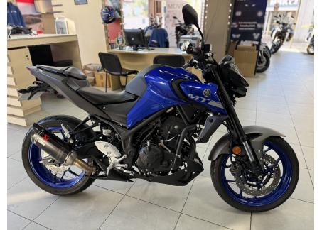 YAMAHA MT-03 AKRAPOVIC