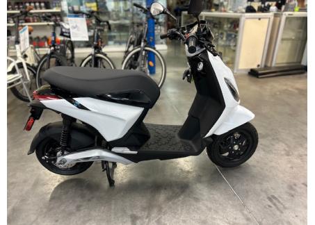 PIAGGIO 1 Electrique
