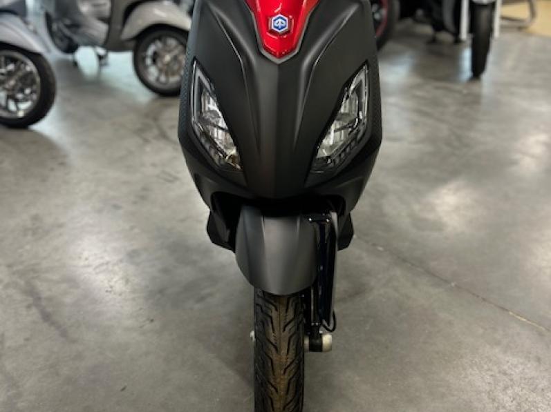 PIAGGIO 1 +