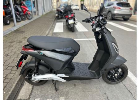 PIAGGIO 1 ACTIVE