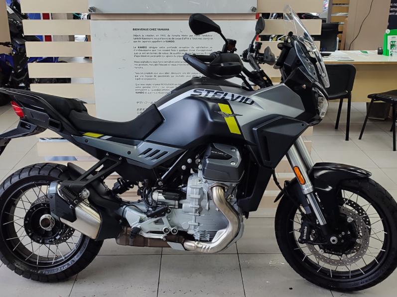 MOTO GUZZI STELVIO 1000